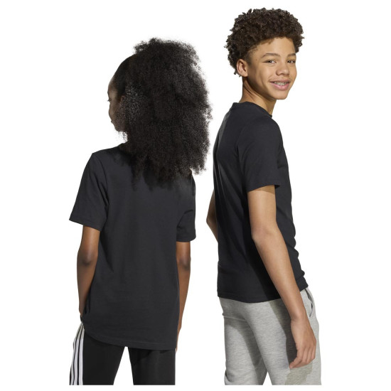 Adidas Παιδική κοντομάνικη μπλούζα Graffiti Graphic Tee Adidas Παιδική κοντομάνικη μπλούζα Graffiti Graphic Tee
